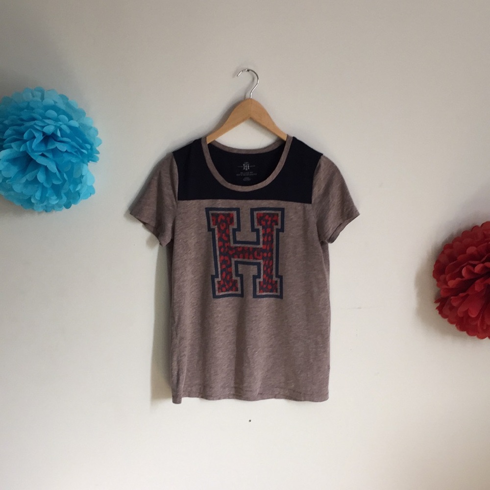 Tommy Hilfiger “H” Relaxed Fit T-Shirt
